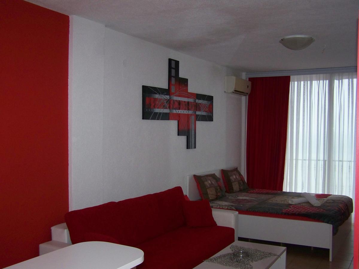 Villa Eros Apartments 2 ستروغا المظهر الخارجي الصورة