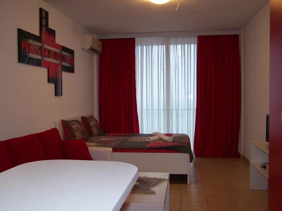 Villa Eros Apartments 2 ستروغا المظهر الخارجي الصورة