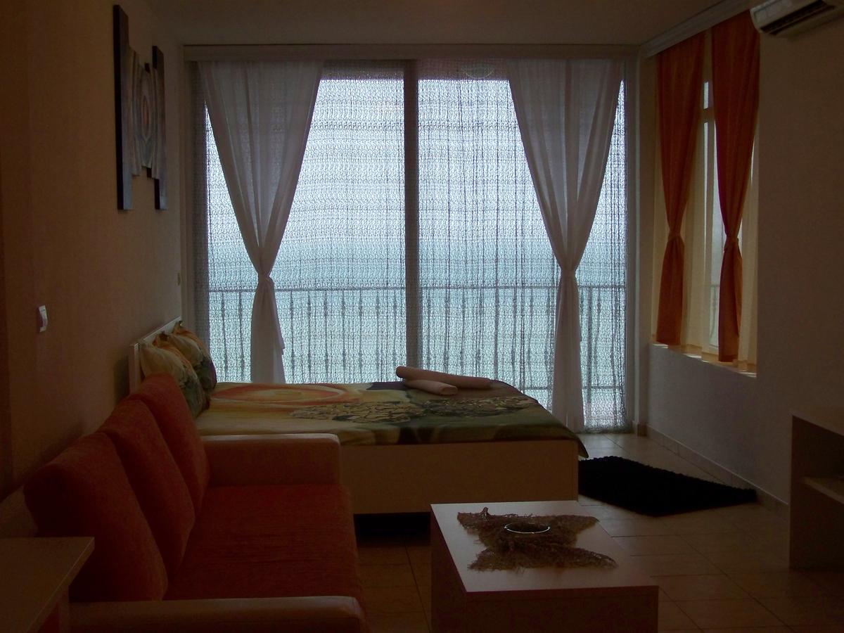 Villa Eros Apartments 2 ستروغا المظهر الخارجي الصورة