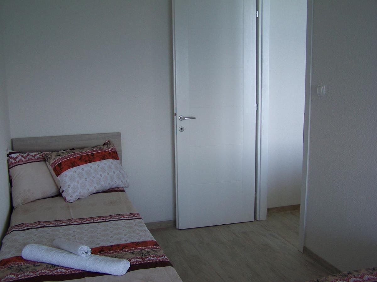 Villa Eros Apartments 2 ستروغا المظهر الخارجي الصورة